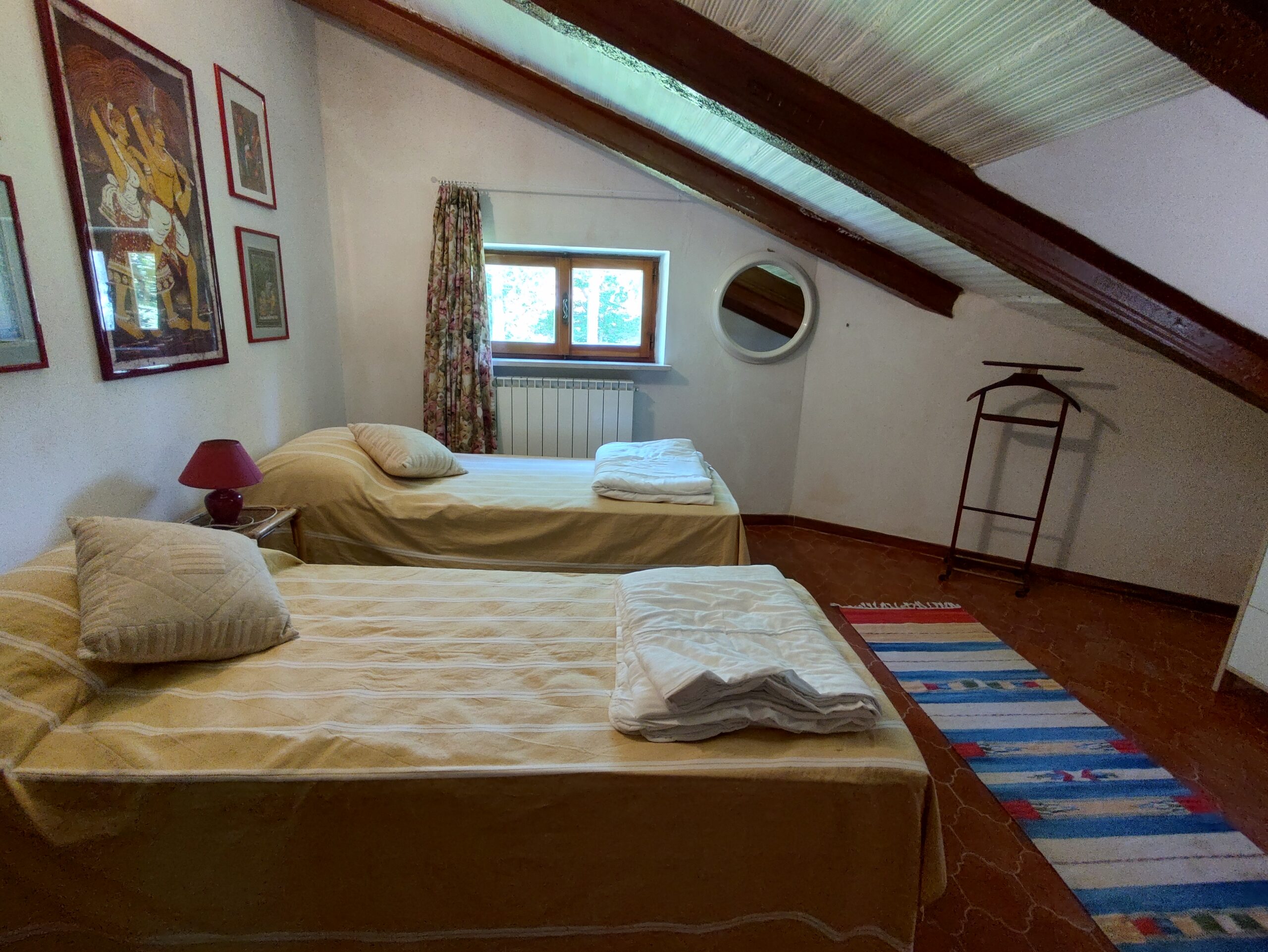 Image gallery image