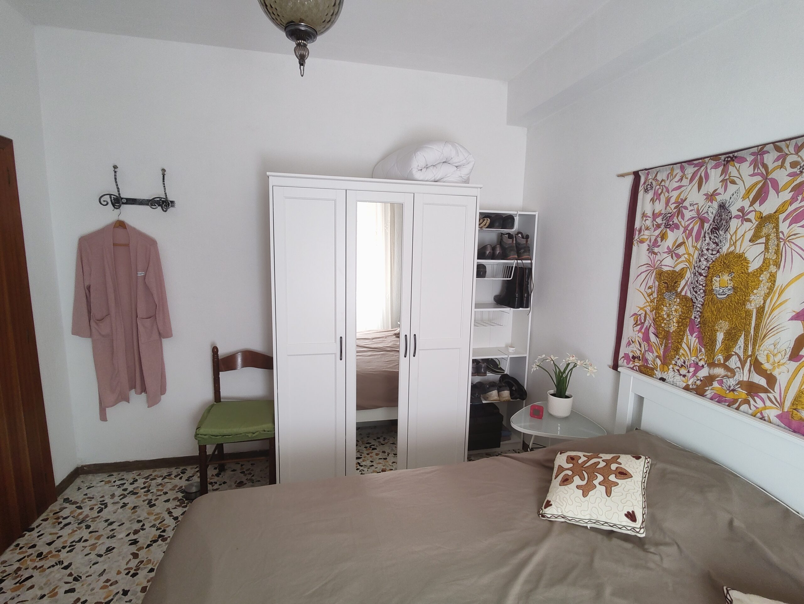 Image gallery image
