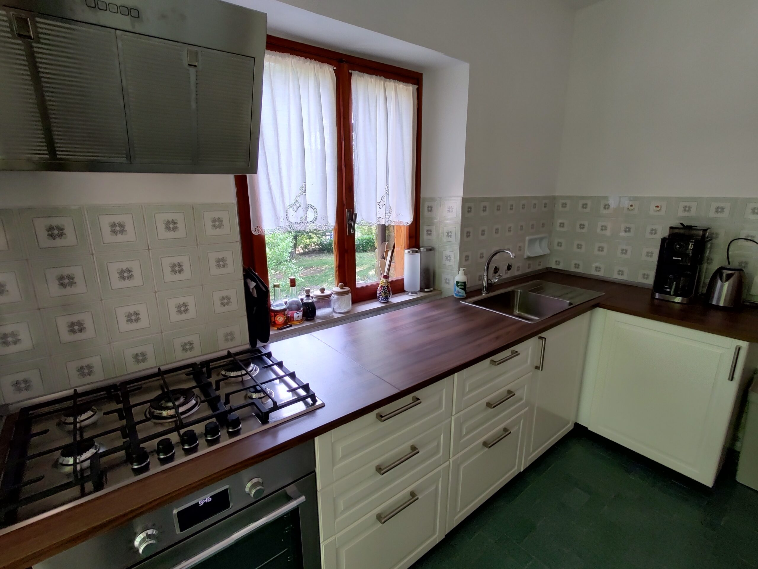Image gallery image